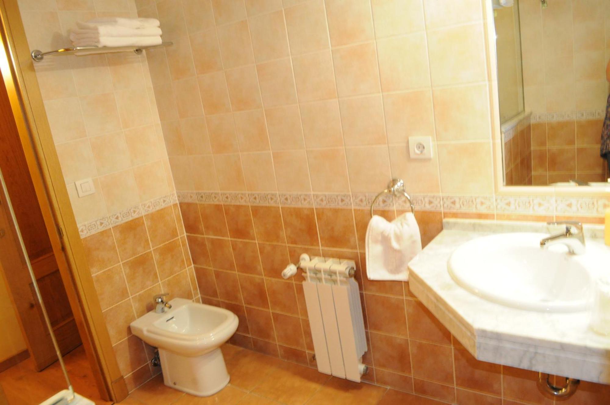 Hotel Brios Lugo Luaran gambar