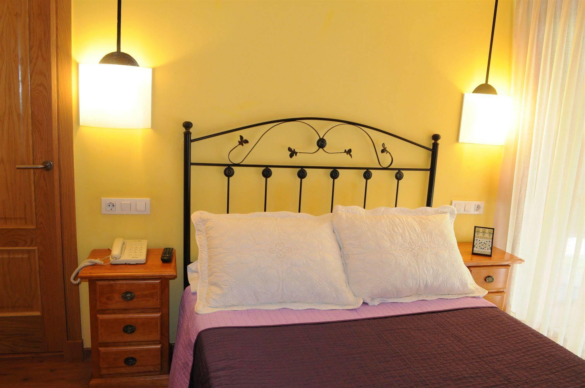 Hotel Brios Lugo Luaran gambar